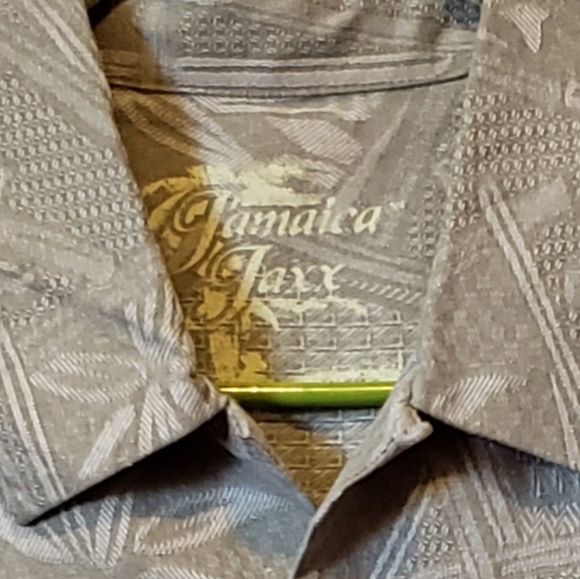 Jamaica Jaxx 100% Silk Aloha Shirt - Picture 2 of 3